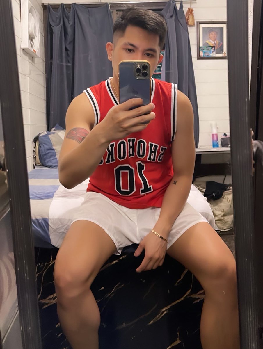 FrWe0fYaIAISrYb?format=jpg&name=medium