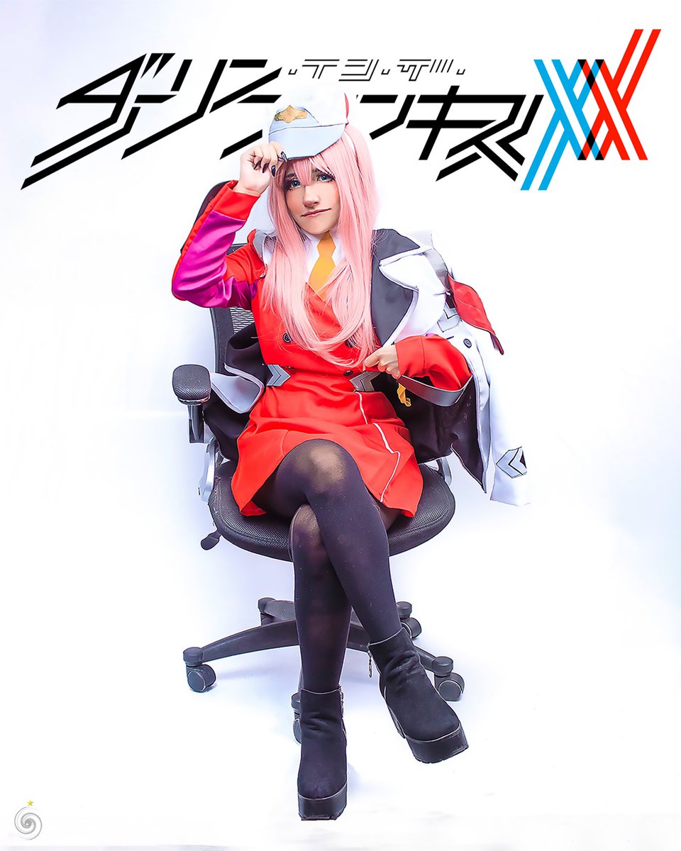 ¿Crees que soy peligrosa? Nadie sobrevive más de tres días piloteando conmigo. 💕 
Jiji ahora toca tantito spam de Zero Two aprovechando que ya salieron a la luz!!! 🥰 
📸: Rockman Ultimate 

#zerotwo #zerotwocosplay #cosplayzerotwo #darlinginthefranxx #darlinginthefranxxcosplay
