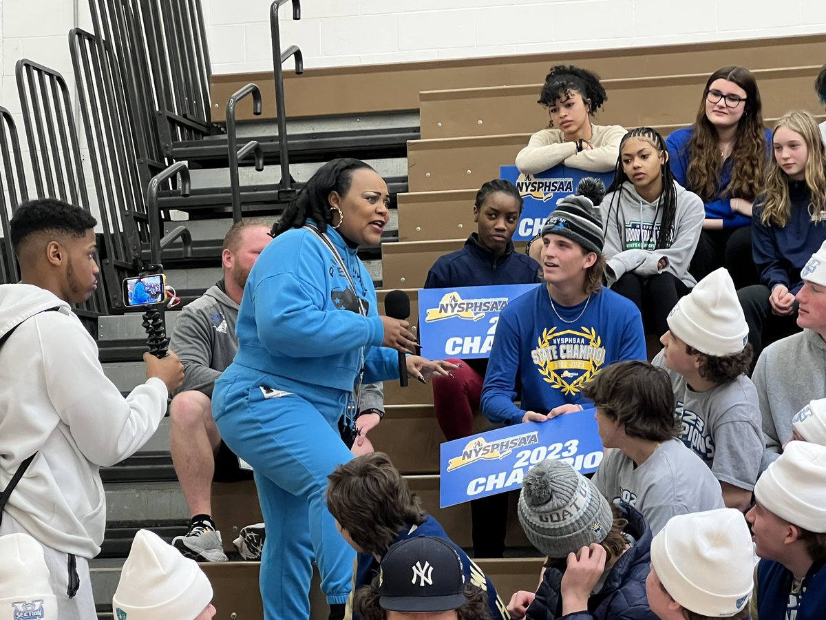 SchroederSports's tweet photo. And there is nothing like a full dose of @PrimetimeBall_ to make your day better!  Many Thanks for helping highlight our athletes, coaches and school!  (We will send the invite earlier next time 🥴) @SchroederHS https://t.co/2rlyuKDe26