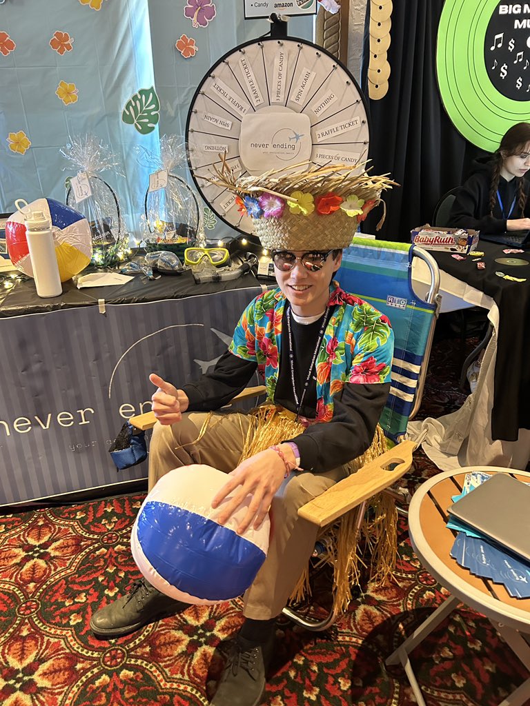 neverendingve's tweet photo. Tuesday's trade show was a success!
We had tons of fun getting to know our customers and help them find the perfect vacation. Very special thank you to our trade show team, staff, and of course, all of those who stopped by our booth! https://t.co/h1bhKamBhR