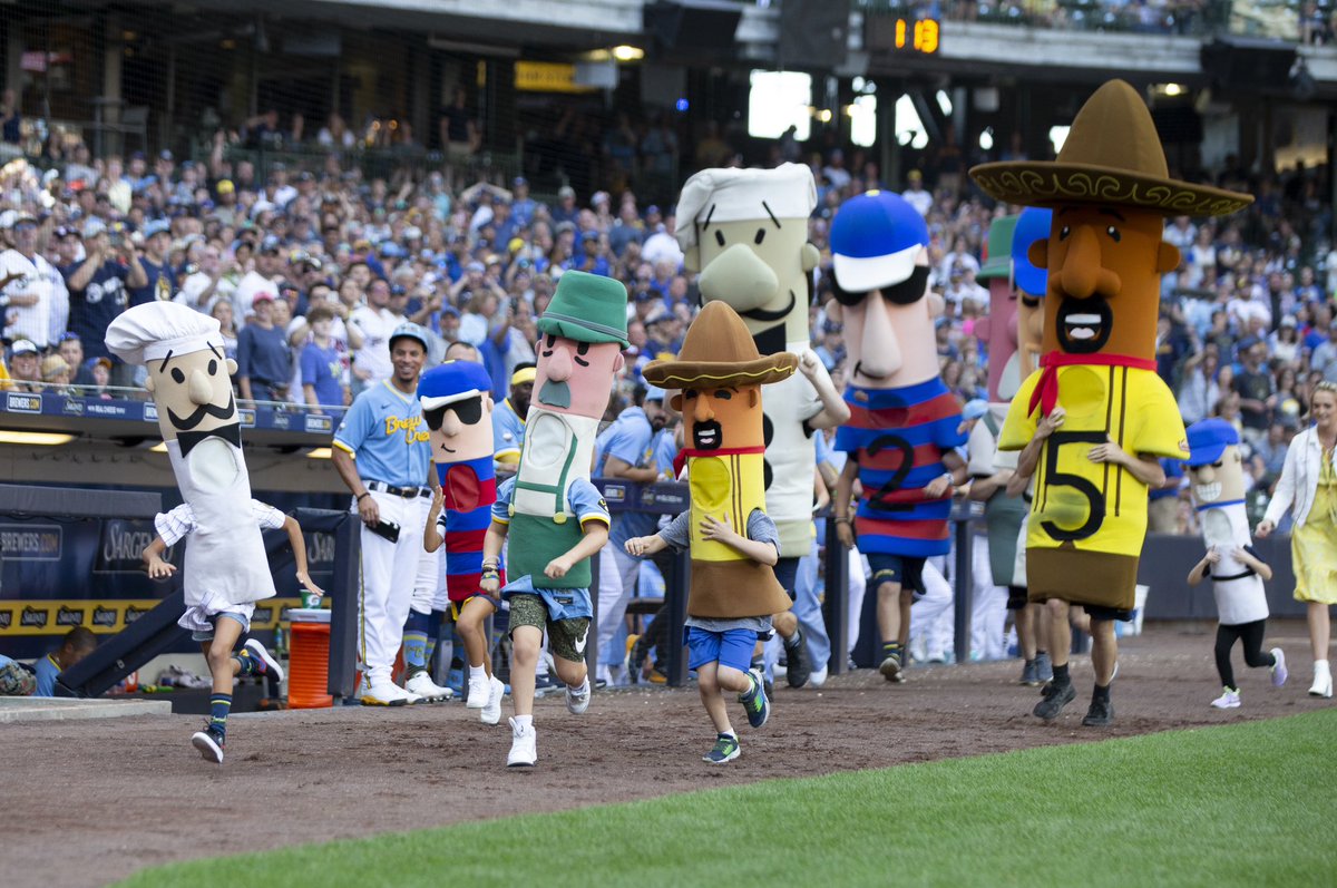 Milwaukee Brewers on Twitter "Baseball’s almost back. 1,000 more seats