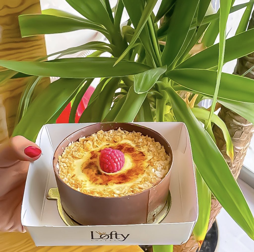 LoftyCoffee's tweet photo. متحمسين تجربون الكريم بروليه؟ 😋🤍 https://t.co/ekNM80MwCw