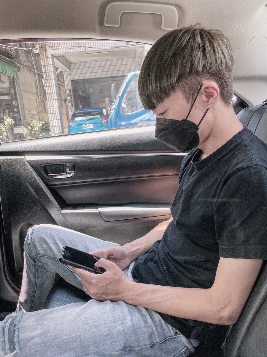 依然👺 tweet media