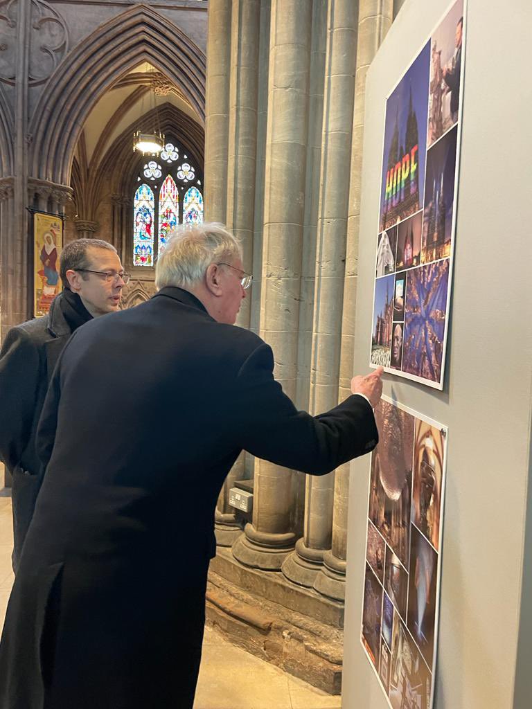 pwalkersculptor's tweet photo. A nice afternoon spent reflecting on nearly 7 years work @LichfieldCath as #artisitcdirector and #artistinresidence - discussing the major #art #installations #engagement and #stchadstatue with the Duke and Duchess of Gloucester on their visit to the #Cathedral https://t.co/gt9h7feQLi