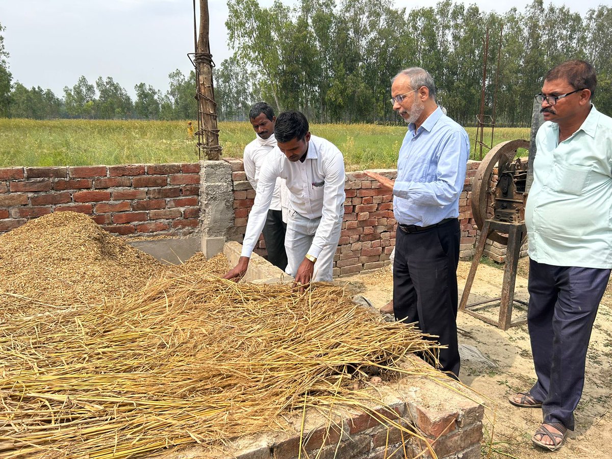 RamPrat05765533's tweet photo. Today visit Sir Dr. Dinesh Tyagi our CSC Academy centre and Sitapur Pahla UP Former Producer Company Limited Tursena Block-Pahla Mahmoodabad District Sitapur Uttar Pradesh
@dintya15 @PMOIndia @CSCUttarPradesh @UPGovt @upagriculture https://t.co/va2TKnqiz1