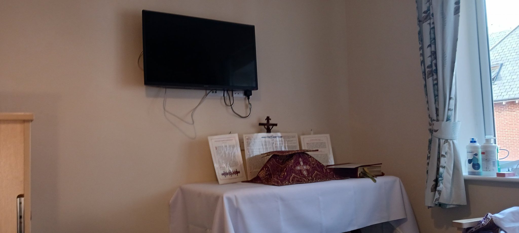 fr. raymond blake on Twitter "My altar in my nursing home. Aves for