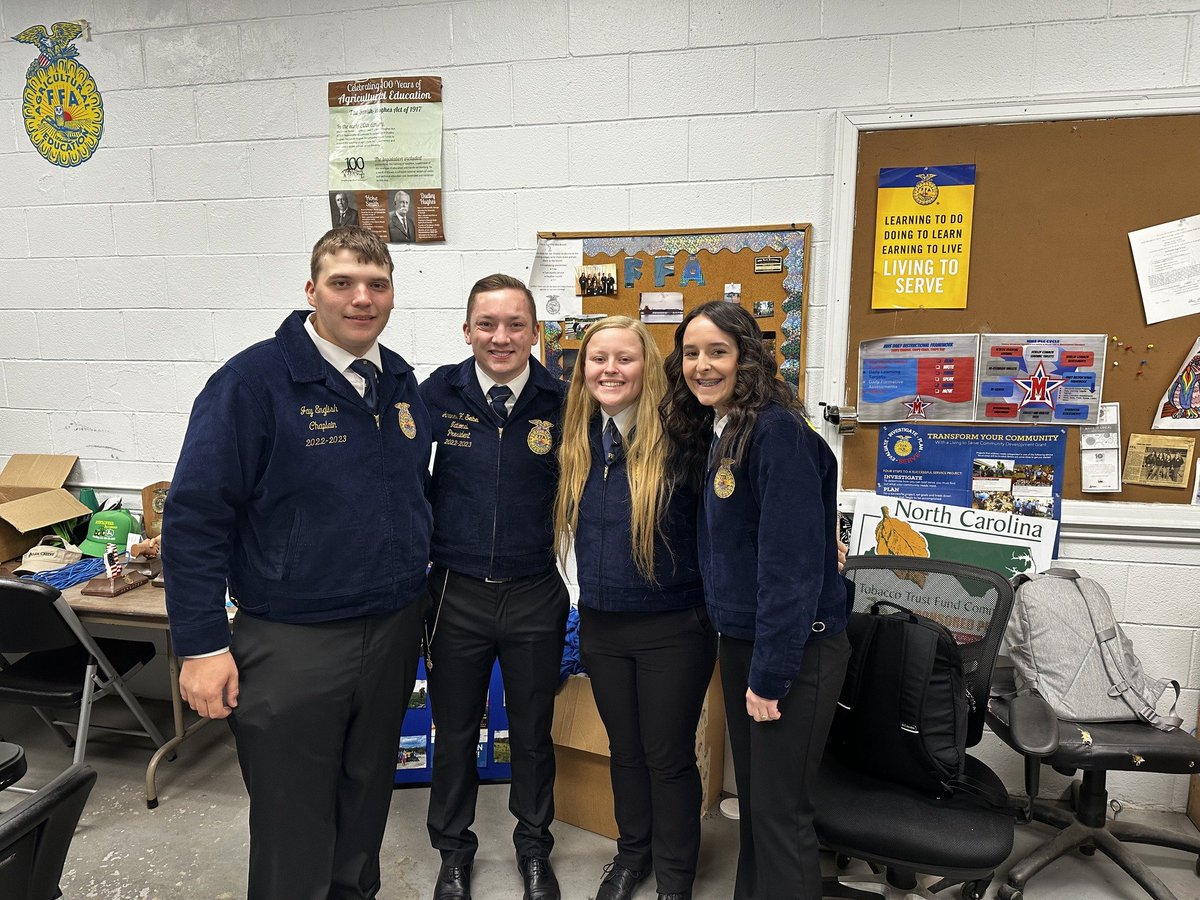MaryFinley13's tweet photo. Andrew Siebel, @NationalFFA President, visited @mcscte today.  He is one of six National FFA officers elected to represent the 850,000 #FFA members across the US.  It is a great honor for us to host him for a chapter visit. #CTEWorks @CTEforNC @aclarkadams @adam_keith97 https://t.co/qKFcV0fG7L