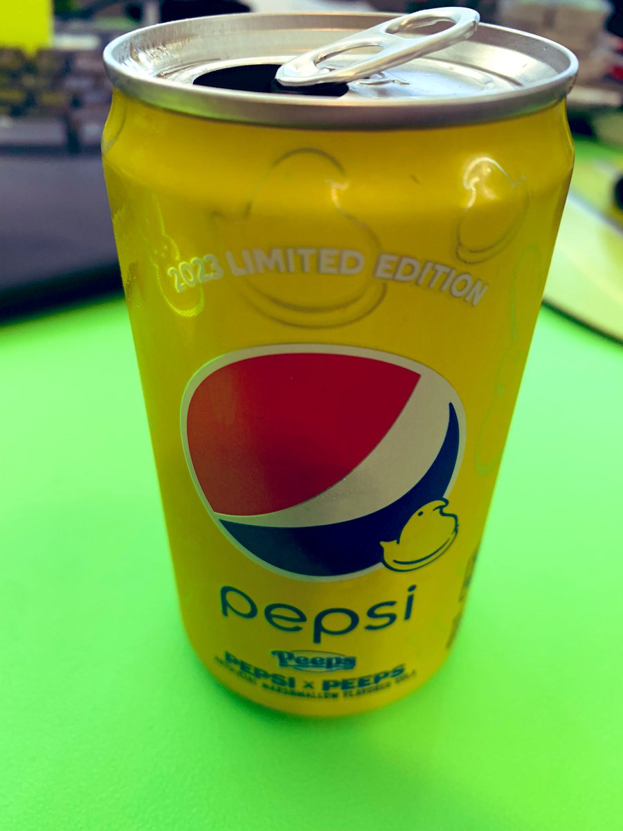 Postsemreh's tweet photo. Why is it @PEEPSBrand x @pepsi  and not #PEEPSI? 

#FoundSome https://t.co/JRiXPtnvej