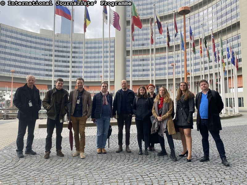 Work abroad on your climate or energy topic👨‍💻

#EUKI project „Climate and Energy Fellowship for Journalists in Europe” offers new scholarships for journalists from Germany, Romania, Bulgaria &amp; Serbia.
 
⏰Deadline: 16 April 2023
➡️ijp.org/en/fellowships… 
Share with your network!