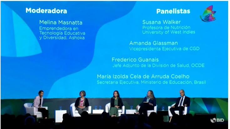 Inició la #AsambleaAnualBID con 3 seminarios sobre:
▫️Pobreza y desigualdad 
▫️Biodiversidad 
▫️Infraestructura 
Únete a la transmisión en vivo y conoce el análisis de expertos, líderes y autoridades sobre posibles escenarios para que nuestra región avance youtube.com/live/jU6k8TzLs…