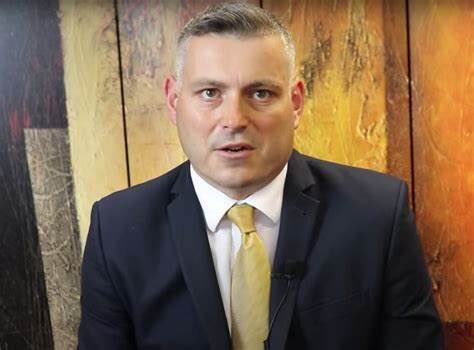 domdyer70's tweet image. The Tory Plymouth Council Leader Richard Bingley, who is responsible for this ecological vandalism His email address is richard.bingley@plymouth.gov.uk tell him what you think of his actions @plymouthcc