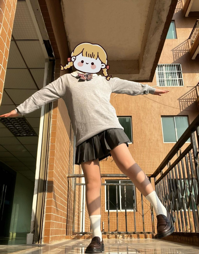 LaviniaSheryll's tweet image. looking for a good man here