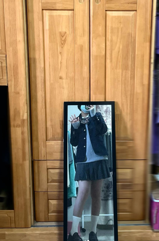 LaviniaSheryll's tweet image. looking for a good man here