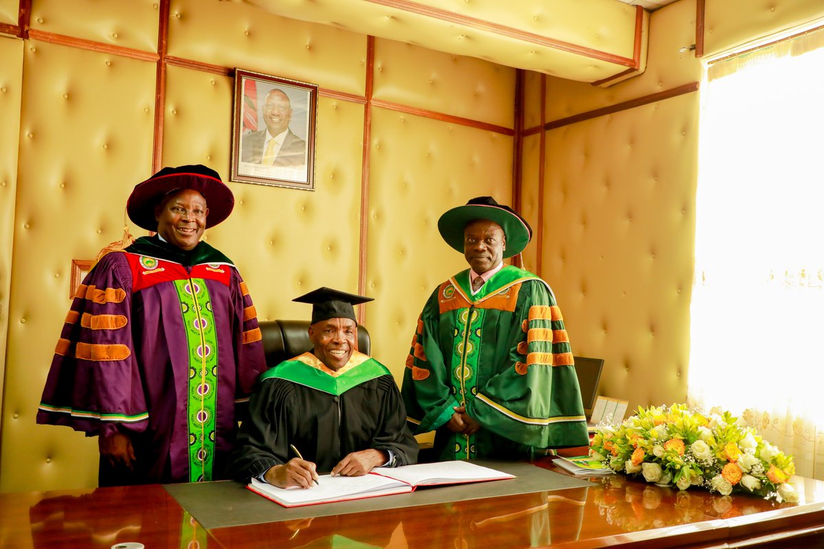 MeruUniversity's tweet photo. Throwback Thursday…

Let’s take another glimpse at our 10th Graduation Ceremony which took place on Saturday, 11th March 2023 at our Main Campus.

Congratulations to the MUST Class of 2023.

Read the full story here: https://t.co/hxAITVJcxR

#MUSTClassof2023
#MUSTat10
#TBT https://t.co/5CS3bO63Ml
