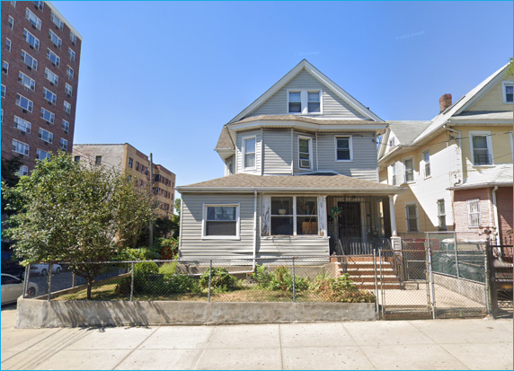 AssetCrg's tweet photo. AVAILABLE EXCLUSIVE: Development site for sale at 88-24 170th Street, Queens, NY 11432. The property will be delivered with approved plans for a 10-unit mixed-use building. Click here for more details:  https://t.co/T1nTvzyaDf https://t.co/xdP8yzplYg