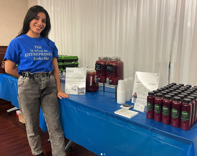 BnmcInnovates's tweet photo. As we continue celebrating Women's History Month, let us shine the light on one of our IC Success Business Accelerator Winter 2023 Cohort Entrepreneurs. 

Meet Mariam Sadawi, the owner and operator of Hint Juice &amp; Smoothie Bar. Follow HINT on instagram at @hintjuicery https://t.co/R18HgnaRAB
