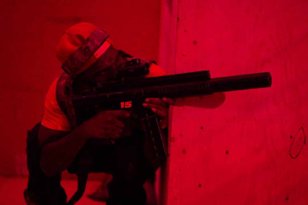 MICombat's tweet image. The lower the stance, the longer the life 🙌

#micombat #icombat #exploremichigan #exploremi #rochesterhills #rochestermi #detroit #detroitmi #tactical #lasertag #stufftodo #lakeorion #oxfordmi #troymi #thursday