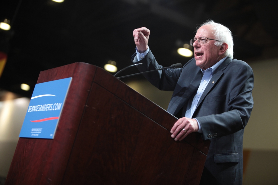 BlockClubCHI's tweet photo. BREAKING: Bernie Sanders has endorsed Brandon Johnson in Chicago's mayoral race. https://t.co/BLiTm7hv8B https://t.co/vXBPIjVp7P