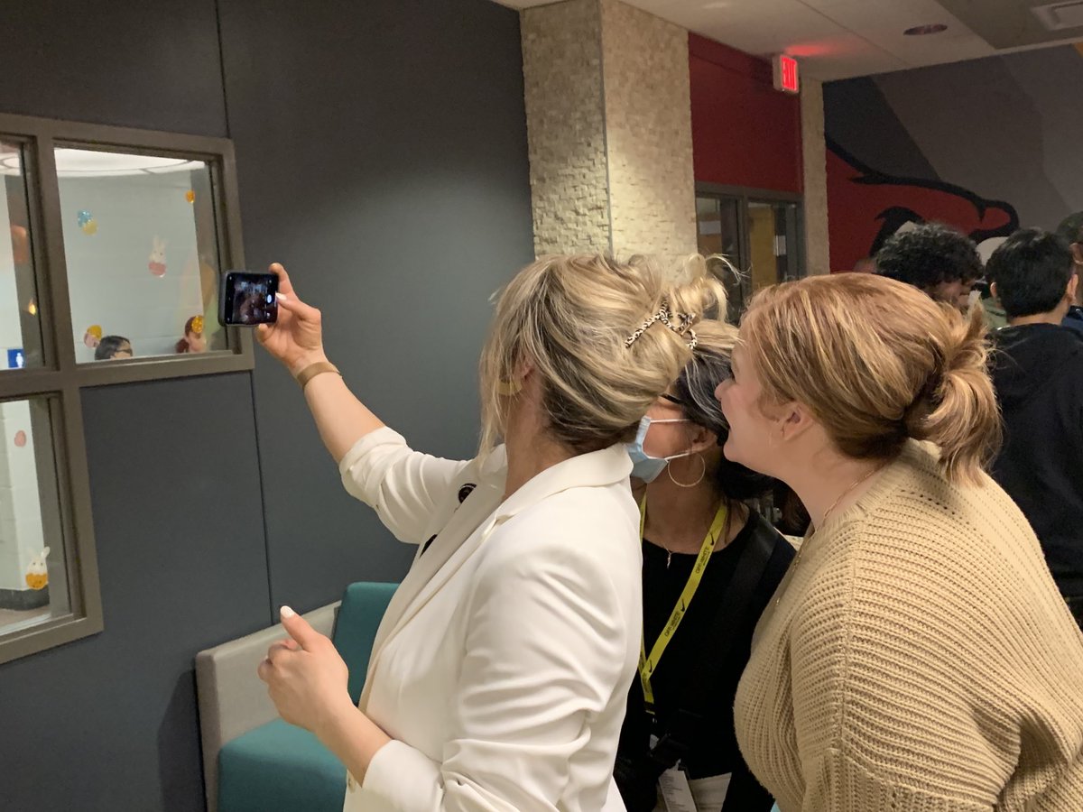 KCPS_iSparkSTEM tweet media