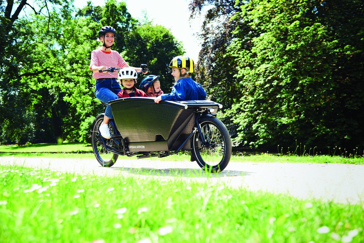 BikeBikeYYC's tweet photo. The Urban Arrow Family is 2023 Cargo Bike Of The Year. See for yourself, test drive our demo this weekend.
Modern urban transport for smart families. #OneLessSUV #OneLessPickup https://t.co/I2Y0LXUNGs https://t.co/O9DWNw1n2C