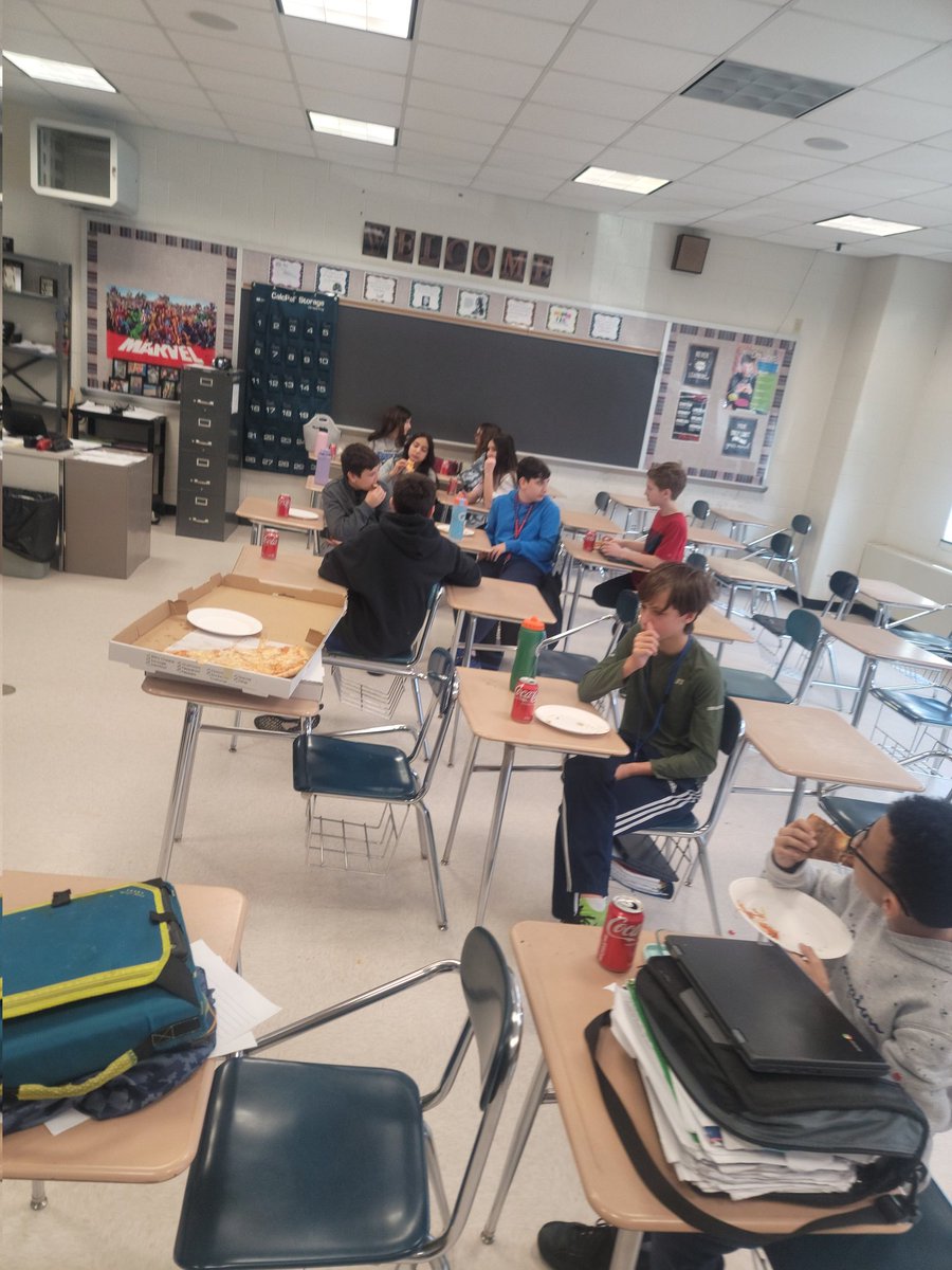 Meridyth Hansen tweet media