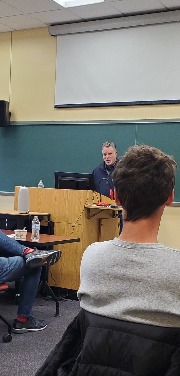 ShamiraGelbman's tweet photo. Today at @WabashCollege: Stephen Morillo is giving his last pre-retirement #BaxterHall colloquium π² https://t.co/Qv0t4HAT5N