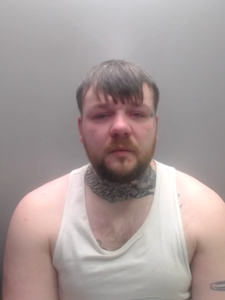 DurhamPolice's tweet image. A #Peterlee man has been jailed for a series of violent assaults.

The victim disclosed how Jason Gray assaulted her multiple times, displayed controlling behaviour &amp;amp; said he would kill her.

Officers arrested Gray as he attempted to get into her address.

bit.ly/40cA9HH