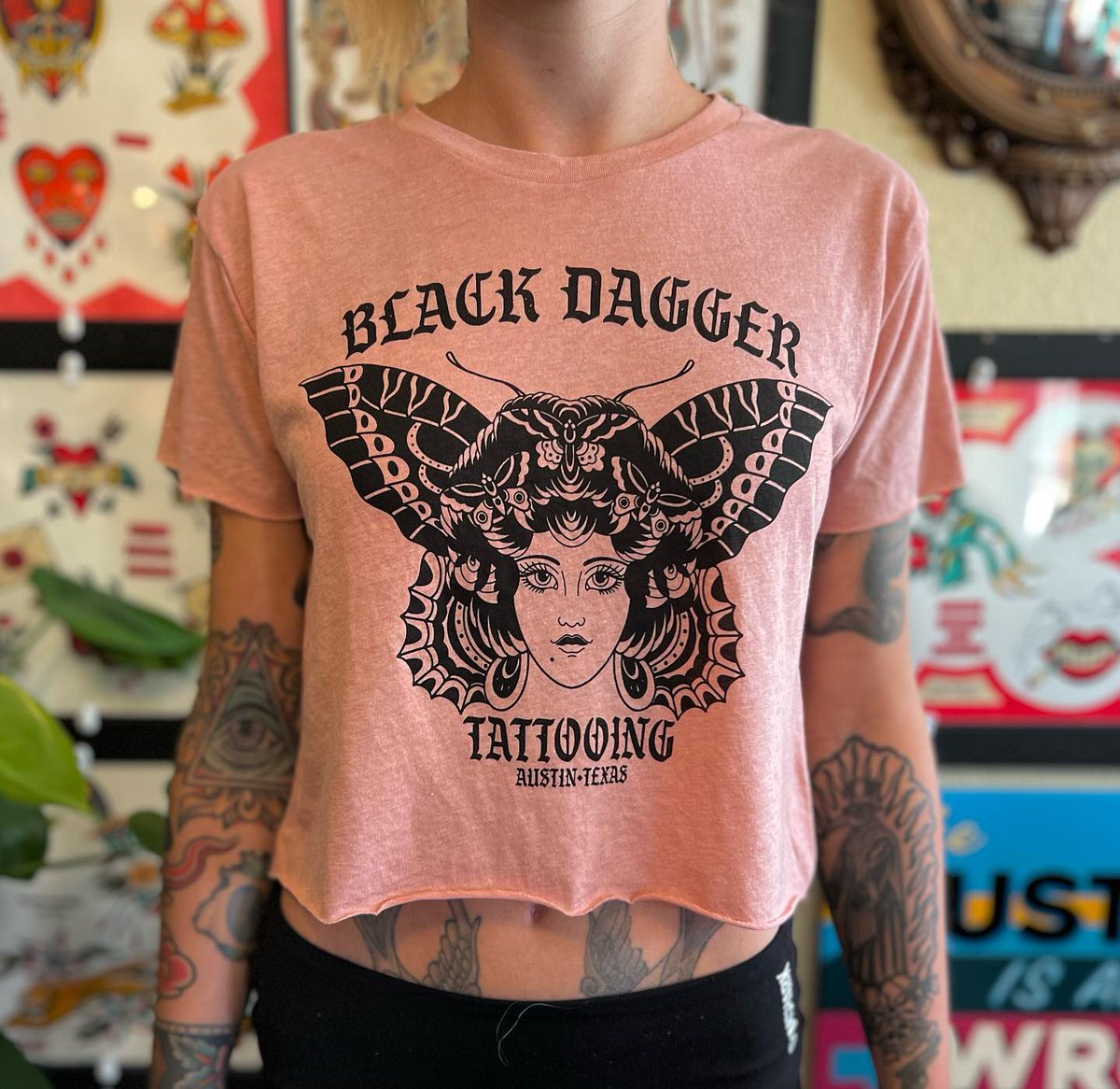 BDaggerTattoo's tweet photo. New crop tops available at the shop or in our bir cartel. PM us to buy it.
#Black_Dagger_Tattoo #tattoo #tattoo_design #piercing https://t.co/RwElcShVfu