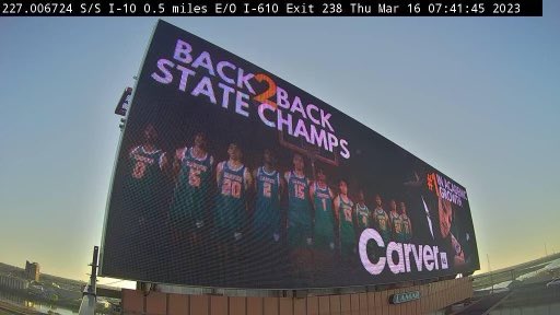 The city showing our boys some love!! #BacktobackStateChamps
#RamRough
#WeAreCarver
#WeUpNow
#BuildYourLegacy