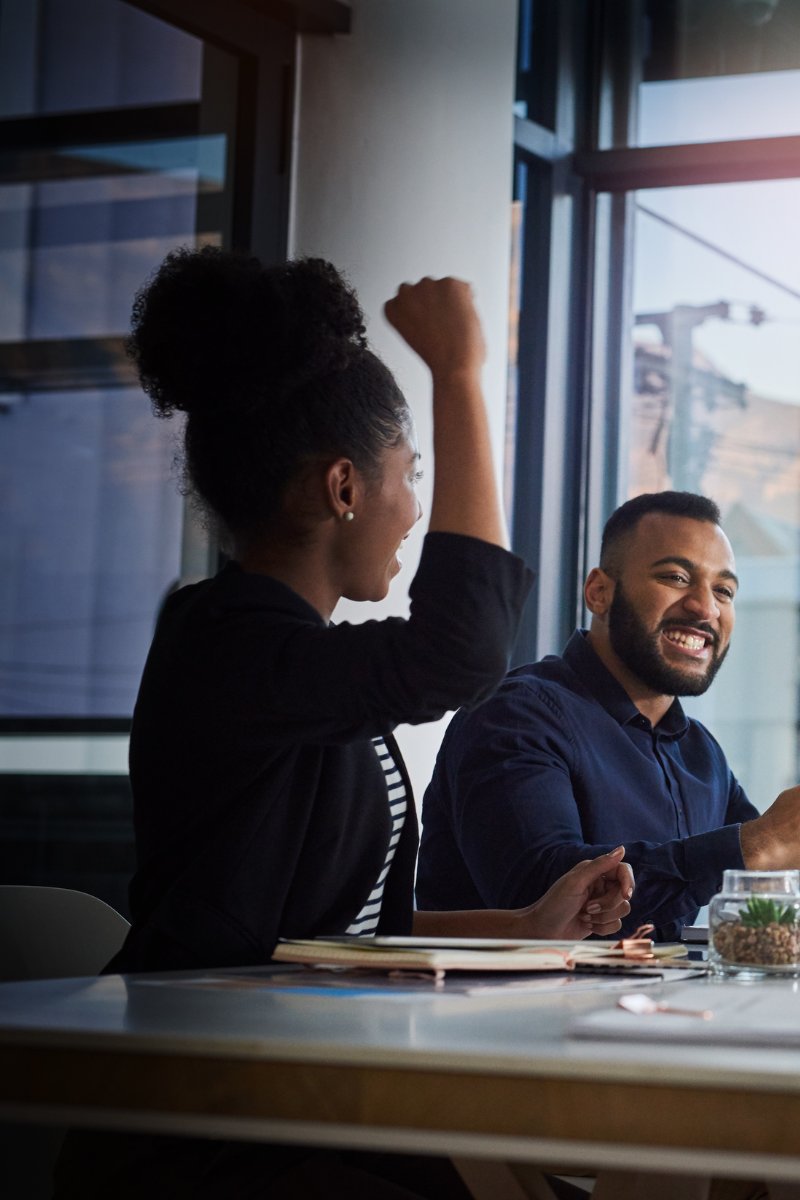Listening to music has always been my way to improve #motivation when I’m working. What do you use to get moving and work on your #goals? Here are some suggestions. joannyoungbloodking.com/your-best-ways…