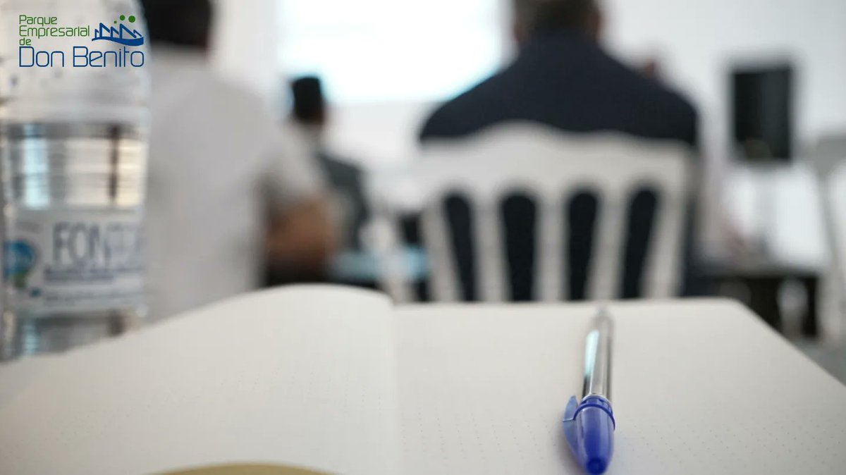 empresasDB's tweet photo. ✅ FORMACIÓN |
Hoy estamos asistiendo con más de 50 socios a la Sesión formativa sobre Chat GPT del Parque Empresarial de Don Benito
📅 16 de Marzo
🕓 16:00 a 20:00
*Evento es exclusivo para socios. Aforo limitado. https://t.co/T5pYBMEh0R