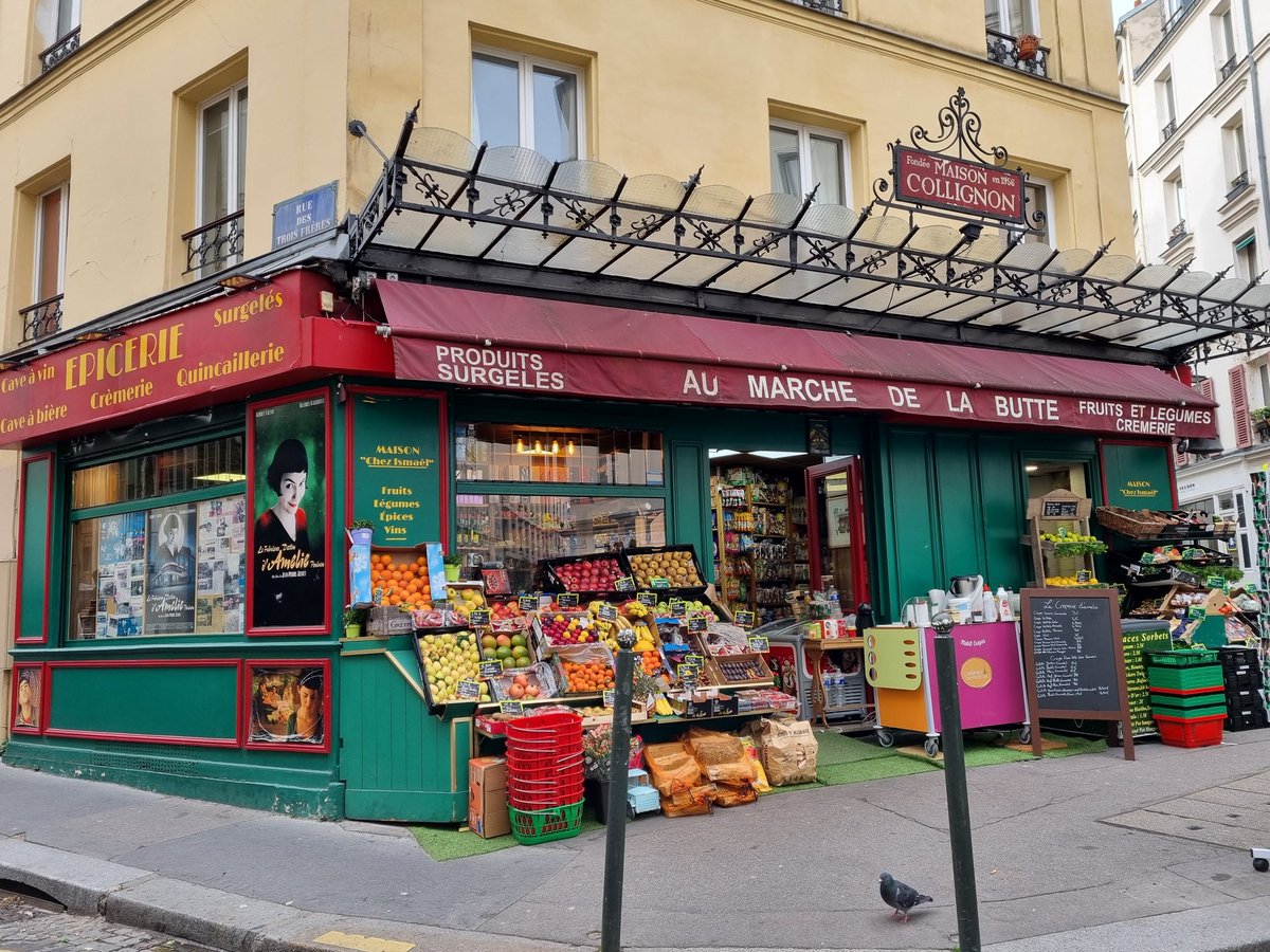 MCOM_martiniere's tweet photo. Qu'ont en commun Picasso, Marcel Aymé, Dalida, Claude Lelouch, Hector Berlioz et Édith Piaf ? Ils ont tous vécu à Montmartre, quartier bohème de Paris 🎶
#Montmartre #artistes #Parisjetaime #teamMCOM https://t.co/MTK9ct950S