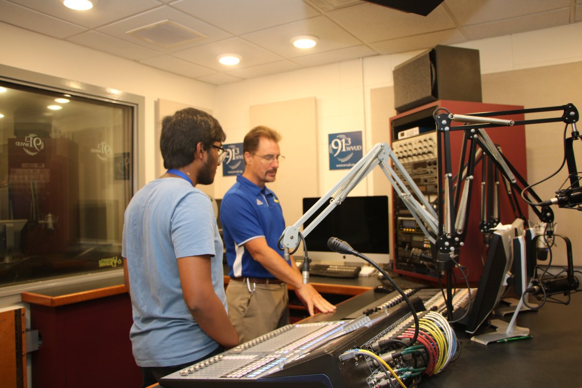 During the 2-week summer UDiscover program
students with disabilities engage in job shadows, explore post-high school education and career options, learn essential life skills and live on campus at the University of Delaware. 
Applications due April 15:
cds.udel.edu/transitions-ad…