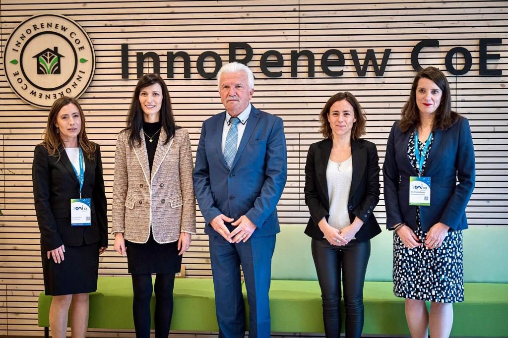 Mariya Gabriel (@gabrielmariya) on Twitter photo The <a href="/InnoRenewCoE/">InnoRenew CoE</a> Centre <a href="/si_upr/">University of Primorska / Univerza na Primorskem</a> 🇸🇮is an exemplary construction, in line with the #NewEuropeanBauhaus ambitions!
👉Here, as one of the #EuropeanYearOfSkills flagships, the #NEB Academy will offer unique trainings to improve #skills from bio-based materials to inclusive design👏 The <a href="/InnoRenewCoE/">InnoRenew CoE</a> Centre <a href="/si_upr/">University of Primorska / Univerza na Primorskem</a> 🇸🇮is an exemplary construction, in line with the #NewEuropeanBauhaus ambitions!
👉Here, as one of the #EuropeanYearOfSkills flagships, the #NEB Academy will offer unique trainings to improve #skills from bio-based materials to inclusive design👏