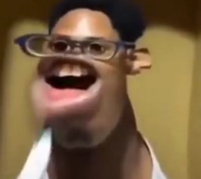 Uno Ahí 👻 tweet media