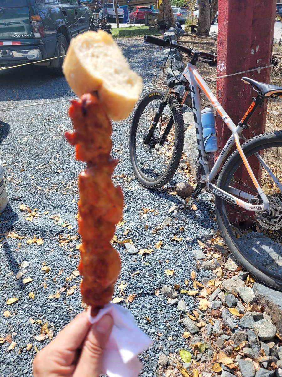 Esli82's tweet image. Pues le tenia ganas #pincho #mtb #rincon