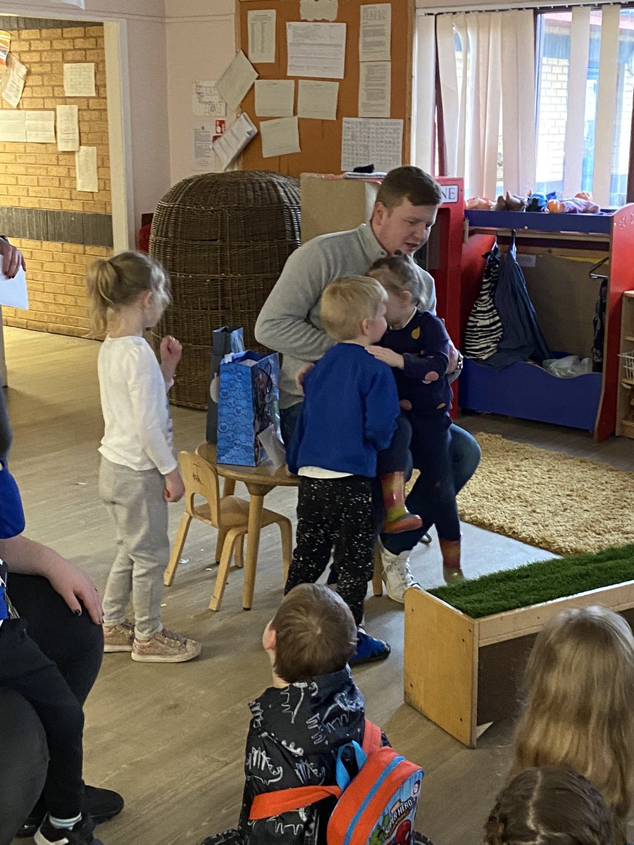 emma_ramsay5's tweet photo. Today we said goodbye to @J_Stewart_EYO 🥲 we are all going to miss you!!! Good luck in your new journey! @victorianurclas @VictoriaPrimSch https://t.co/88azpTTsuL