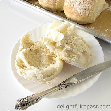 delightfulrepas's tweet photo. @FelicityCloake Here's the perfect roll for the #ChipButtie jobโIrish blaas https://t.co/id3mx2YZns https://t.co/byPBDsSCBq
