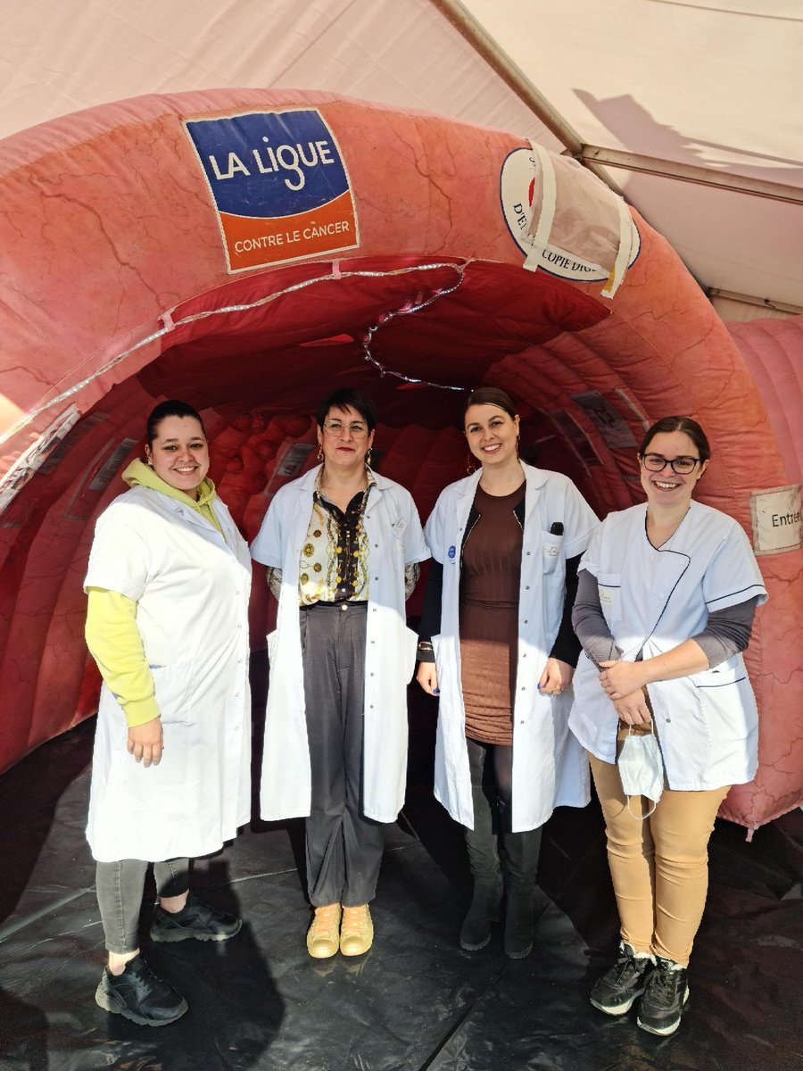 GROUPESOSSante's tweet photo. Il y a quelques jours, notre Hôpital de Mont-Saint-Martin accueillait le #colontour, pour sensibiliser au dépistage du cancer colorectal, en partenariat avec la Ligue contre le cancer. Reportage Riv54TV à visionner ici : https://t.co/DF4EXexWZD #prevention #cancer #marsbleu https://t.co/VncYIxGFO0