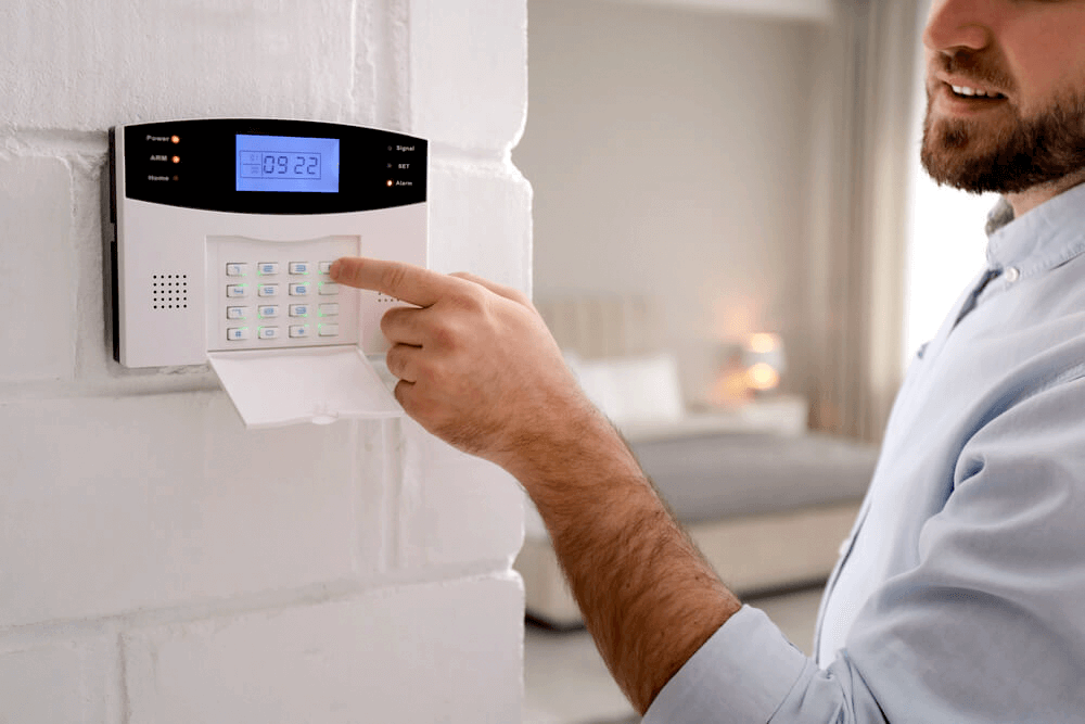 La prevención es la clave para una seguridad efectiva. En SOS LTDA, estamos siempre un paso adelante para anticiparnos a cualquier riesgo. #PrevenciónEstratégica #ProtecciónTotal #SeguridadPrivada