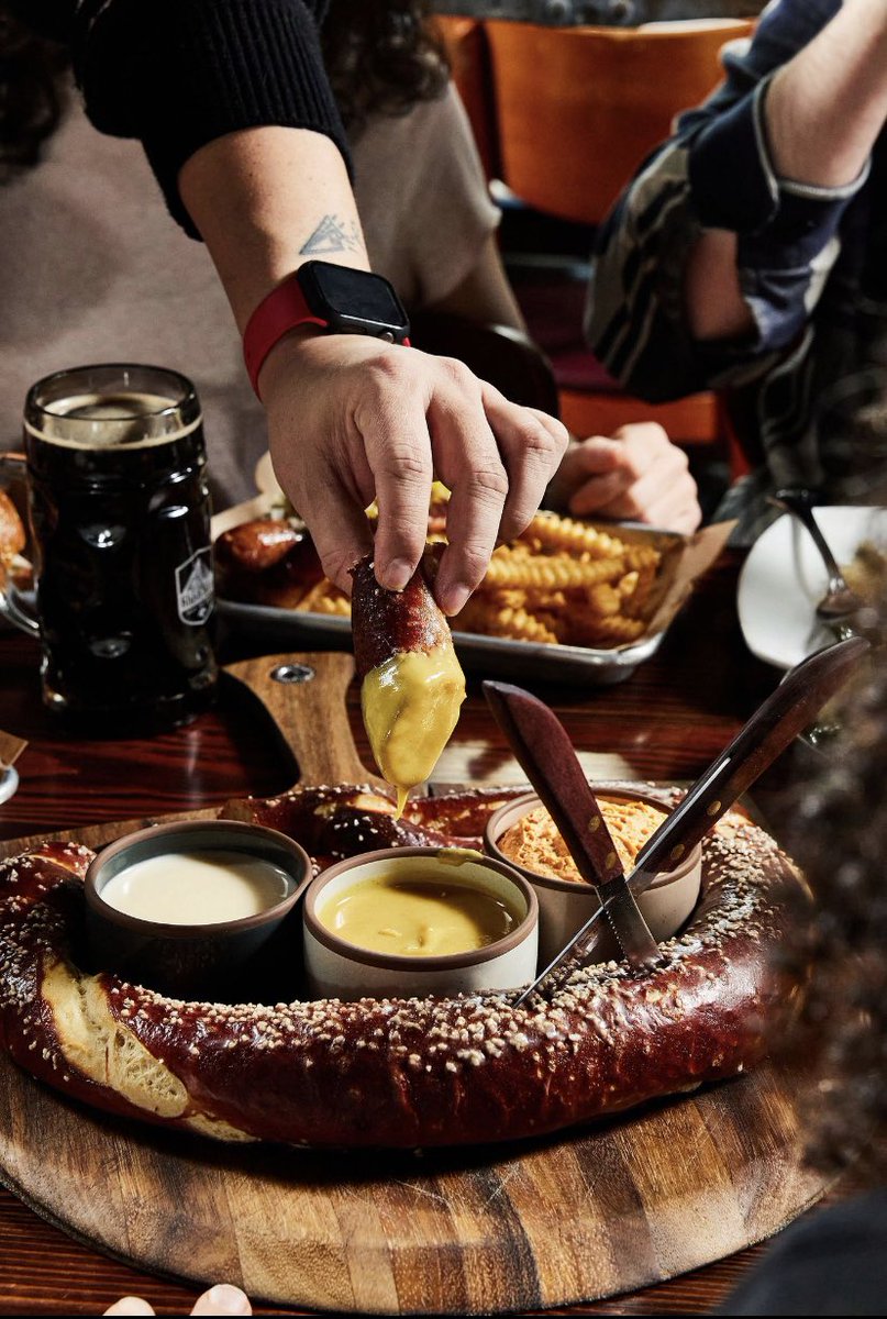 How do you pretzel?  Are you a classic mustard dipper?  Is it the #obatzda for you?  Maybe you like to keep things hot and go for the beer-cheese fondue?  Whatever your style is, we’ve got you covered.  #rheinhausseattle #pretzel #seattlefoodie