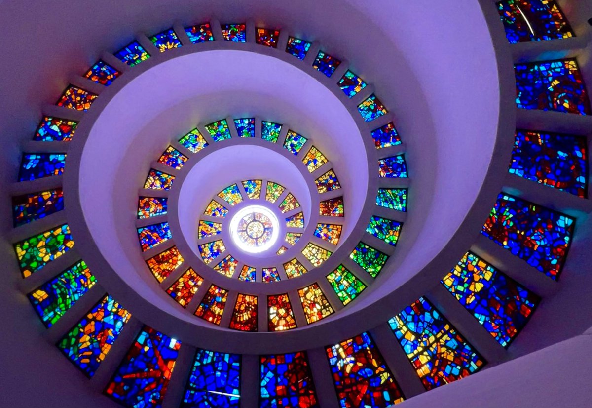 Charis Weiss tweet media