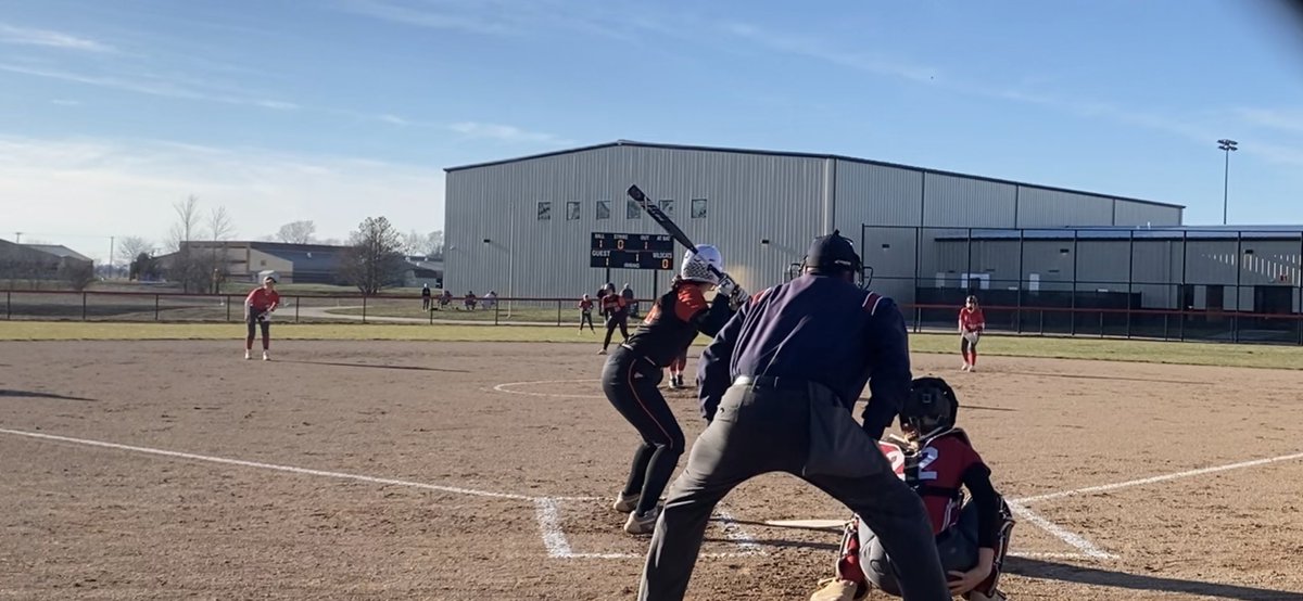 DecampReese's tweet photo. First scrimmage yesterday. Good start to junior year. Pitched 6 innings and had 10 strikeouts with one looking. Hitting- 2/3 and a walk.@CoastRecruits @IndianaSBLive @ExtraInningSB @LegacyLegendsS1 @PHAthletics00 @D1Softball @USSSAFastpitch @IndyUncommited @rothrock03 @Los_Stuff https://t.co/l5M2a74C5T
