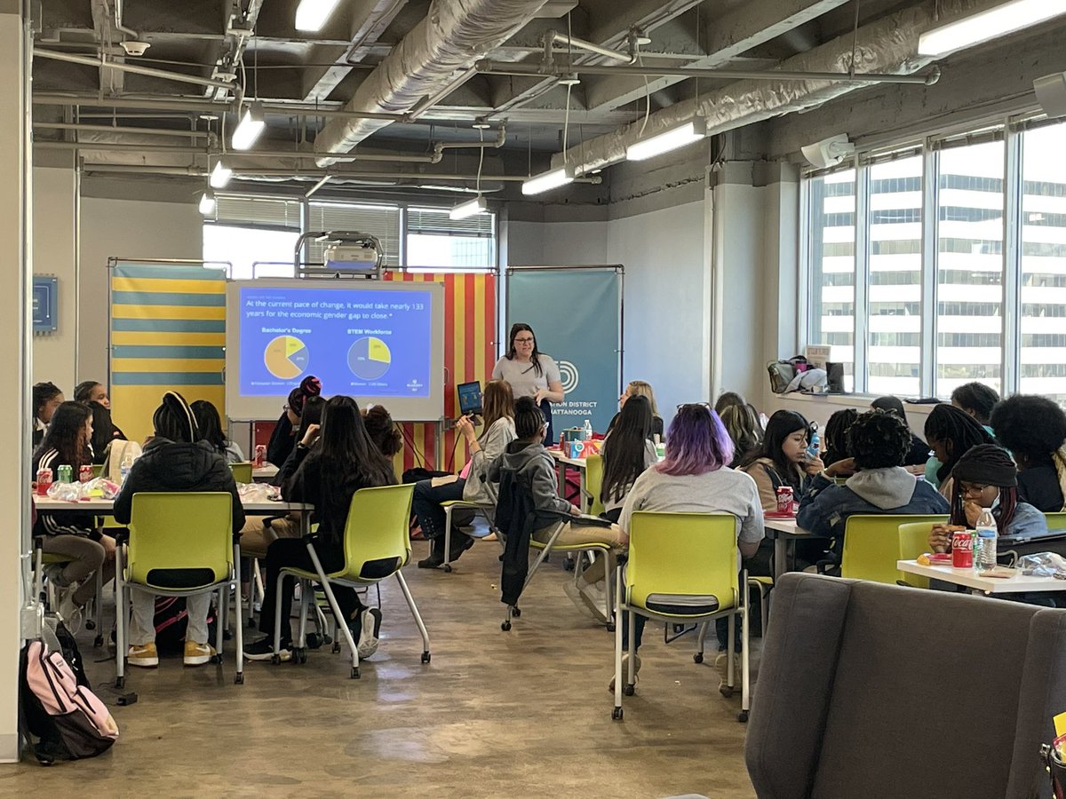 Jessica Holloway tweet media