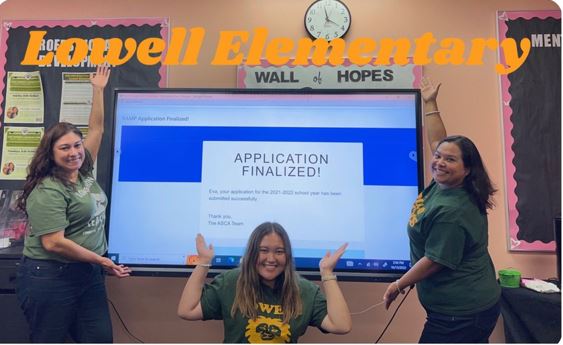 SantaAnaUSD's tweet photo. 🥳Breaking news: The school counseling teams at #SAUSD’s Lowell ES and @school_santiago have earned RAMP distinction by @ASCAtweets!

They are among 44 CA schools, including @MacarthurFis, to be named RAMP schools. 

Congratulations!

#WeAreSAUSD #SAUSDBetterTogether https://t.co/1u3HRRSbmp