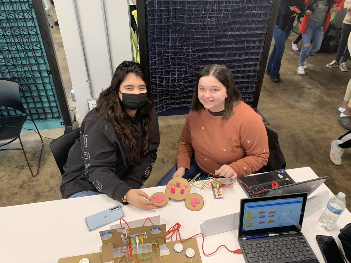 James David tweet media