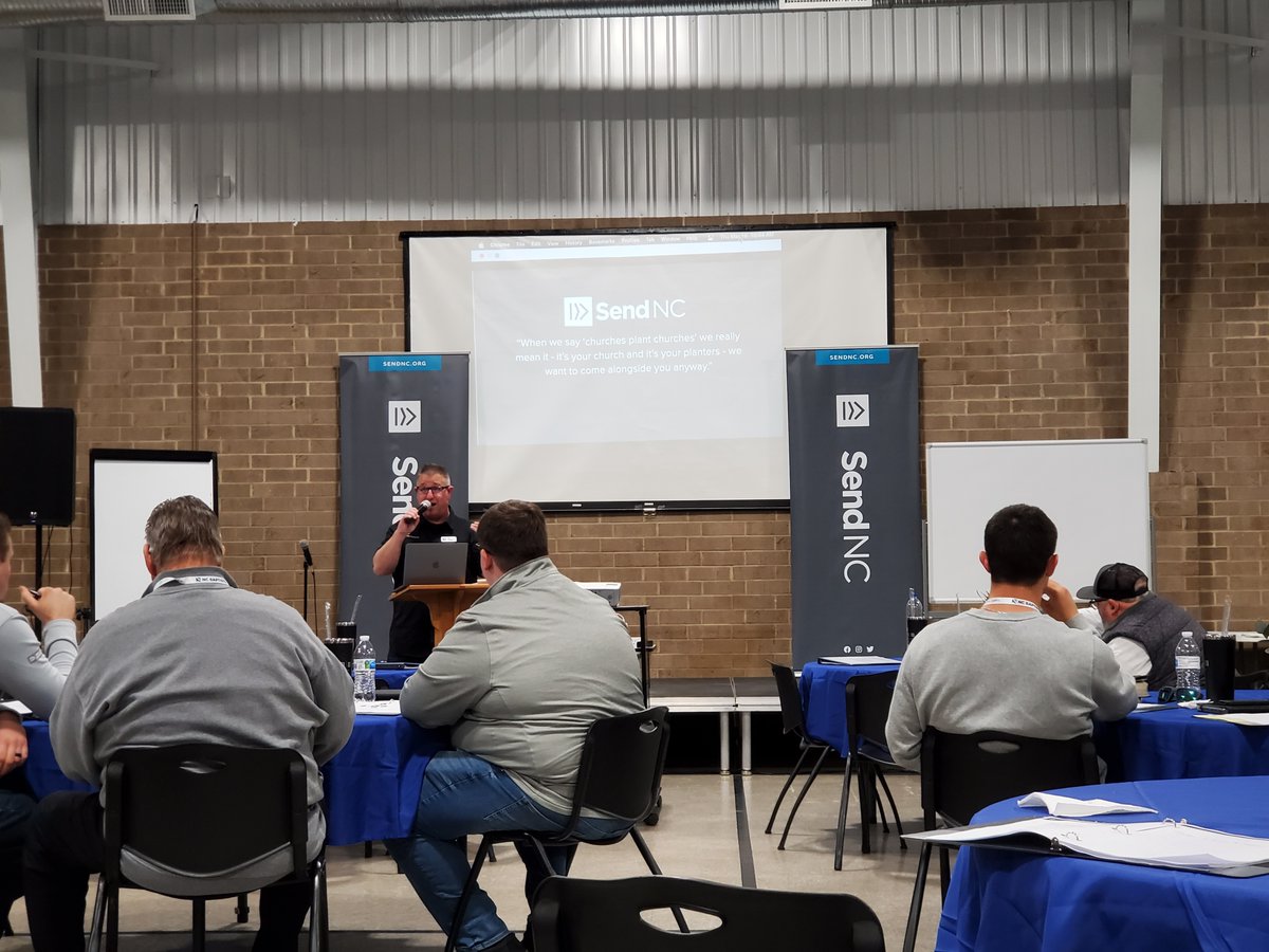 sendnetworknc's tweet photo. 2️⃣0️⃣+ @ncbaptist churches (approximately 40 church leaders) are in attendance at today's Sending Church Training Lab at the Piedmont Baptist Association.

Connect with us at https://t.co/gTwZmuvTtX to learn how your church can become a sending church. #OnMissionTogether #SendNC https://t.co/Ob0oyy9C8g