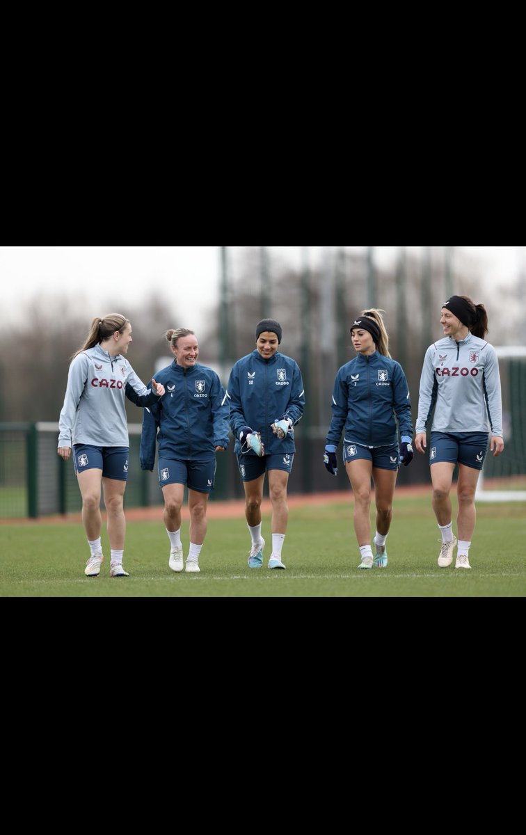 RemiAllen10's tweet photo. When youβre smiling cuz you get to walk out with the girls for the first timeβ¦.
But then @SimoneMagill reminds you youβre off to get beasted again ππͺπ»π #JustThe2OfUs #SooooClose https://t.co/9cn2tMq23n