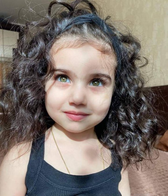 yunustekin666's tweet photo. Kız çocuğu diye bir güzellik var ❤️
Allahım nasip et 🤲 https://t.co/WhKJIfqKpE