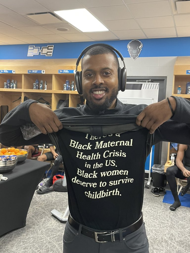 HUMensBB's tweet photo. Even in @MarchMadnessMBB , we know our work is bigger than basketball.

Team captain Jelani Williams and Assistant Coach Tyler Thornton keeping Black Maternal Health advocacy at the forefront pre-game.

Learn why this is so important to us @uninterrupted 

https://t.co/22YuTsJSLD https://t.co/23ZkP1yuzi